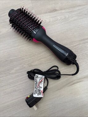 Hair Styling Hot Air Brush - Black & Pink